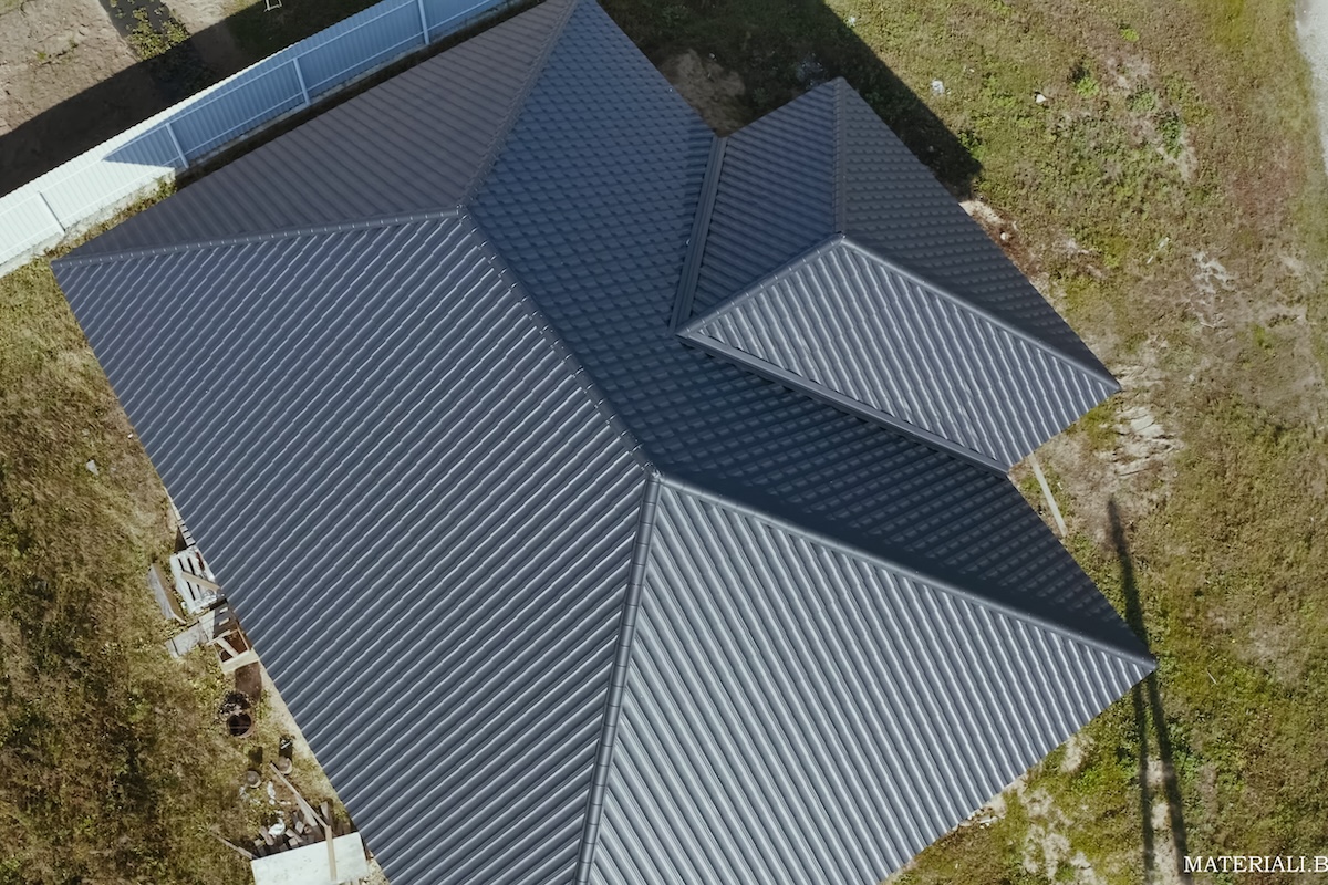 Modern roof made of metal